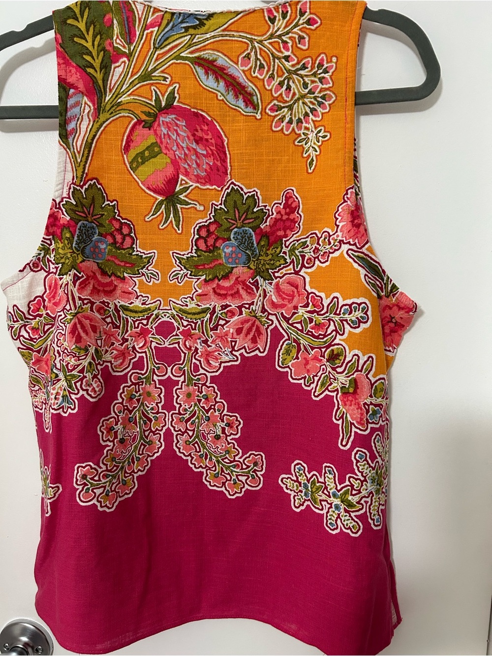 CeCe Sleeveless Floral V-Neck Tank Top - Pink & Orange - Picture 3 of 5
